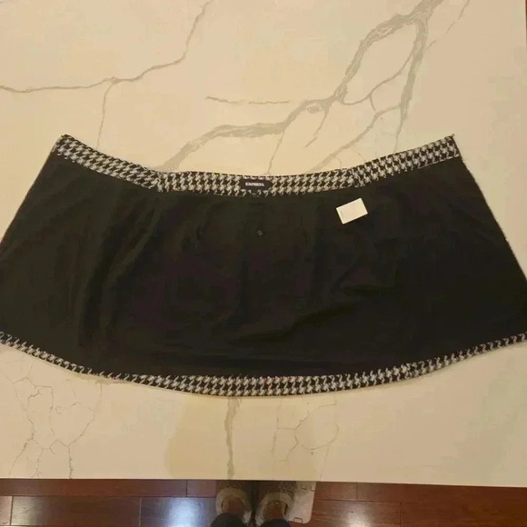 Express Houndstooth Wool  Full Zip Mini Skirt Black Gray White Womens Size 8 - Picture 3 of 7